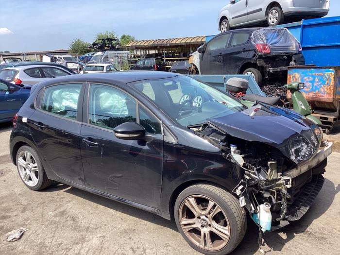 Begagnade Bromsservo Peugeot 208 I (CA/CC/CK/CL) 1.2 Vti 12V PureTech 82 Pris € 50,00 Marginaltabell erbjuds av Autohandel & Demontage Weteringbrug