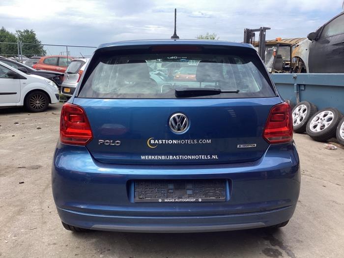 Usagé Pompe à carburant Volkswagen Polo V (6R) 1.4 TDI DPF BlueMotion technology Prix € 40,00 Règlement à la marge proposé par Autohandel & Demontage Weteringbrug