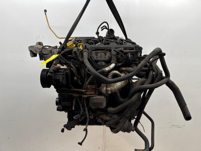 Used Engine Renault Master II (FD/HD) 2.5 dCi 120 FAP Price € 2.500,00 Margin scheme offered by Autohandel & Demontage Weteringbrug
