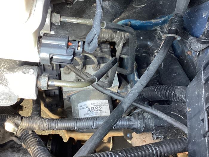 Begagnade ABS-pump Hyundai i10 (F5) 1.1i 12V Pris € 40,00 Marginaltabell erbjuds av Autohandel & Demontage Weteringbrug
