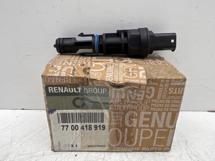 Begagnade Hastighetssensor Renault Clio II (BB/CB) 1.2 Pris € 40,00 Marginaltabell erbjuds av Autohandel & Demontage Weteringbrug