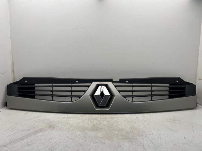 Gebrauchte Grill Renault Master II (FD/HD) 2.5 dCi 120 FAP Preis € 35,00 Margenregelung angeboten von Autohandel & Demontage Weteringbrug