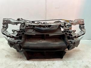 Usagé Panneau avant Ford Focus 3 1.6 TDCi 115 Prix € 450,00 Règlement à la marge proposé par Autohandel & Demontage Weteringbrug