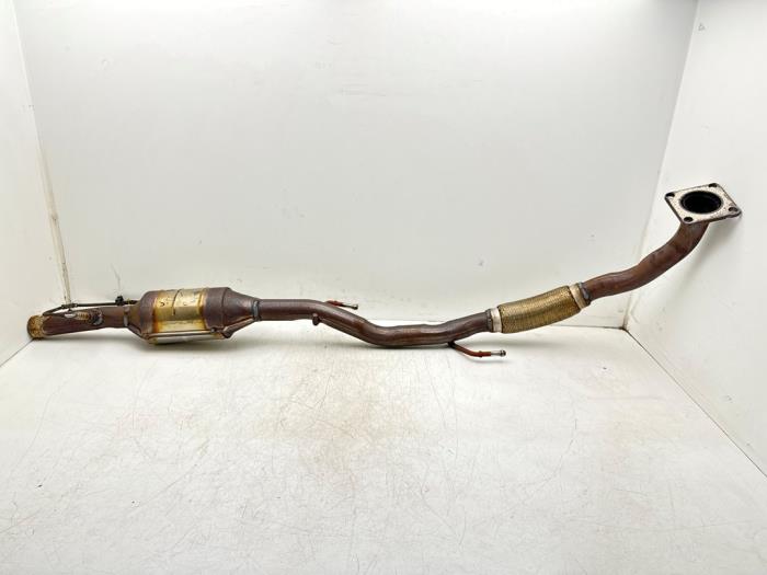 Used Front pipe + catalyst Skoda Fabia (6Y5) 1.4i 16V Price € 150,00 Margin scheme offered by Autohandel & Demontage Weteringbrug