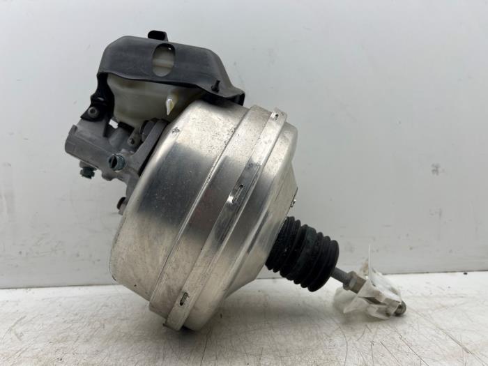 Usagé Servo frein Audi A6 Avant (C7) 3.0 TDI V6 24V biturbo Quattro Prix € 100,00 Règlement à la marge proposé par Autohandel & Demontage Weteringbrug