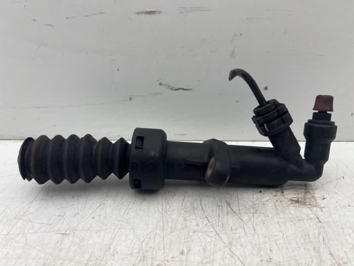 Clutch master cylinder Peugeot Partner 1.6 HDI 90 16V - 218299 20DP33