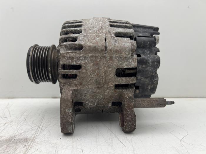 Dynamo Volkswagen Caddy III (2KA,2KH,2CA,2CH), 2004 / 2015 1.6 TDI 16V, Skåpbil, Diesel, 1,598cc, 75kW (102pk), FWD, CAYD, 2010-08 / 2015-05, 2C (Begagnad)
