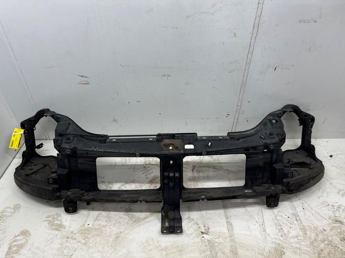 Begagnade Front Opel Movano (4A1; 4A2; 4B2; 4B3; 4C2; 4C3) 2.5 CDTI Pris € 50,00 Marginaltabell erbjuds av Autohandel & Demontage Weteringbrug