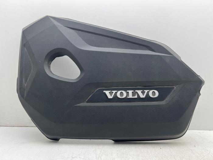 Used Engine cover Volvo V40 (MV) 1.6 T3 GTDi 16V Price € 30,00 Margin scheme offered by Autohandel & Demontage Weteringbrug