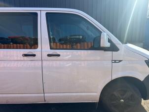 Używane Drzwi prawe wersja 2-drzwiowa Volkswagen Transporter T6 2.0 TDI 150 Cena € 300,00 Procedura marży oferowane przez Autohandel & Demontage Weteringbrug
