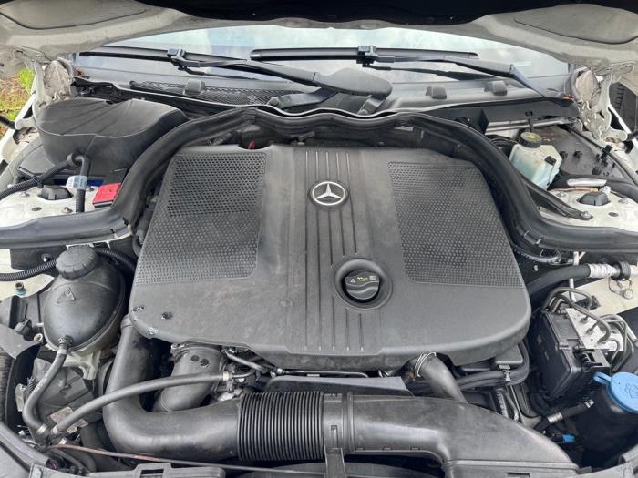 Używane Silnik Mercedes C (W204) 2.2 C-220 CDI 16V BlueEFFICIENCY Cena € 2.850,00 Procedura marży oferowane przez Autohandel & Demontage Weteringbrug