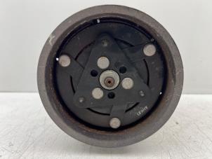 Compresseur de clim d'un Renault Clio III (BR/CR) 1.2 16V TCe 100 2007