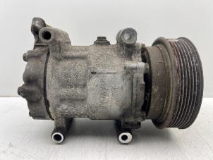 Compresseur de clim d'un Renault Clio III (BR/CR) 1.2 16V TCe 100 2007