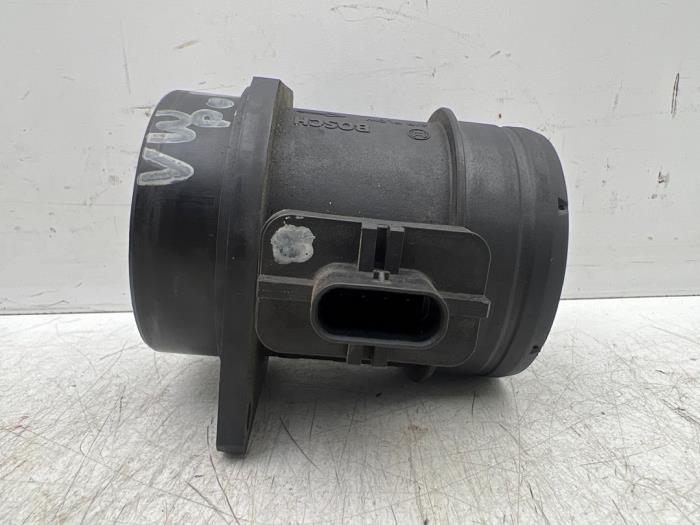 Begagnade Luftflödesmätare Volkswagen Polo V (6R) 1.2 TDI 12V BlueMotion Pris € 10,00 Marginaltabell erbjuds av Autohandel & Demontage Weteringbrug