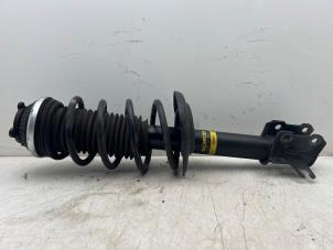 Begagnade Stötdämpare, vänster fram Opel Astra H SW (L35) 1.6 16V Twinport Pris € 35,00 Marginaltabell erbjuds av Autohandel & Demontage Weteringbrug