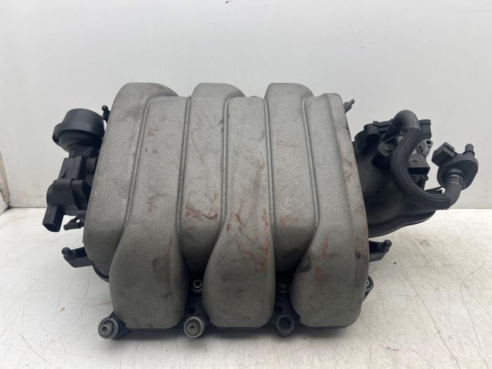 Używane Kolektor dolotowy Audi A6 Allroad Quattro (C6) 3.2 V6 24V FSI Cena € 245,00 Procedura marży oferowane przez Autohandel & Demontage Weteringbrug