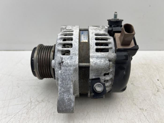 Usagé Dynamo Peugeot 108 1.0 12V VVT-i Prix € 40,00 Règlement à la marge proposé par Autohandel & Demontage Weteringbrug