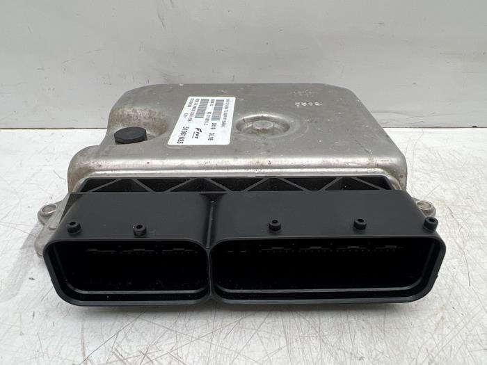 Used Engine management computer Fiat 500 (312) 0.9 TwinAir 85 Price € 100,00 Margin scheme offered by Autohandel & Demontage Weteringbrug