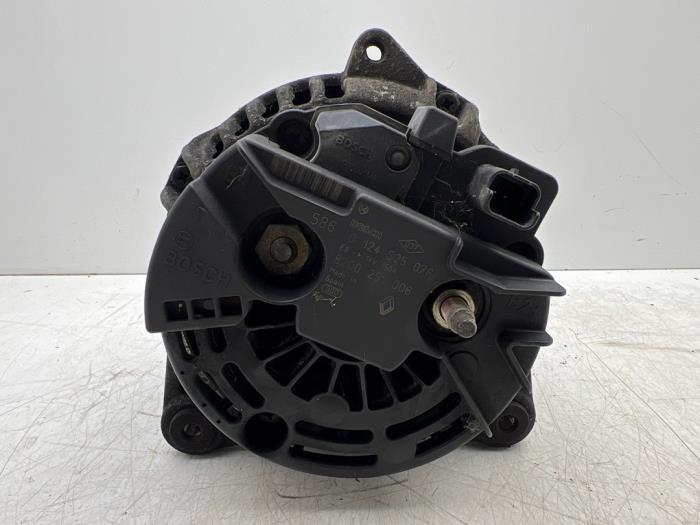 Dynamo van een Renault Master II (FD/HD) 2.5 dCi 16V 100 2006