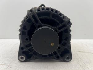 Dynamo van een Renault Master II (FD/HD) 2.5 dCi 16V 100 2006