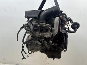 Motor van een Suzuki Liana (ERC/ERD/RH4) 1.6 MPi 16V 2004
