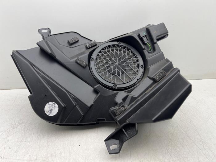 Używane Subwoofer Audi S5 Cabriolet (8F7) S5 3.0 TFSI V6 24V Quattro Cena € 95,00 Procedura marży oferowane przez Autohandel & Demontage Weteringbrug