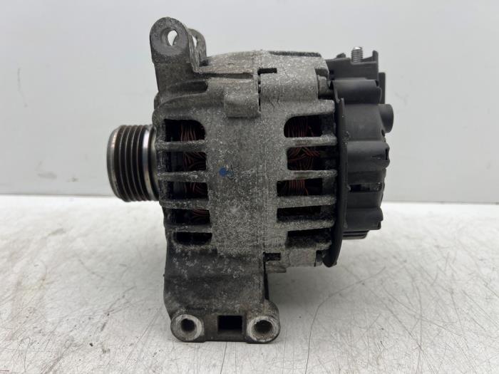Gebrauchte Dynamo Mercedes B (W245) 2.0 B-200 16V Preis € 35,00 Margenregelung angeboten von Autohandel & Demontage Weteringbrug