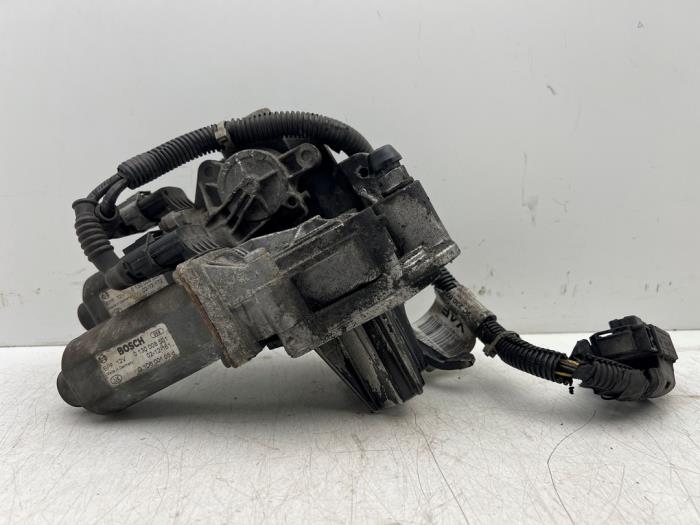 Usagé Robot commutation Opel Corsa C (F08/68) 1.2 16V Prix € 195,00 Règlement à la marge proposé par Autohandel & Demontage Weteringbrug
