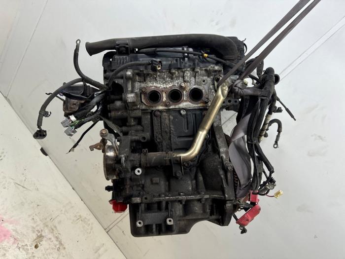 Używane Silnik Daihatsu Cuore (L251/271/276) 1.0 12V DVVT Cena € 300,00 Procedura marży oferowane przez Autohandel & Demontage Weteringbrug