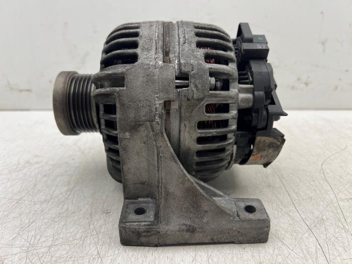 Gebrauchte Dynamo Volvo V70 (SW) 2.4 20V 170 Preis € 25,00 Margenregelung angeboten von Autohandel & Demontage Weteringbrug