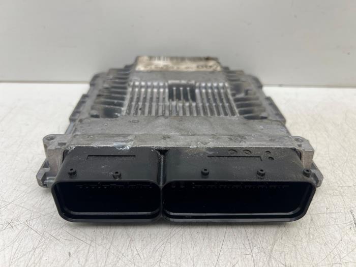 Used Engine management computer Audi A6 Avant (C6) 3.2 V6 24V FSI Price € 90,00 Margin scheme offered by Autohandel & Demontage Weteringbrug