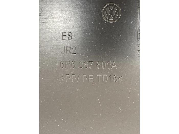Tapicerka tylnej klapy z Volkswagen Polo V (6R) 1.2 TSI 16V BlueMotion Technology 2017