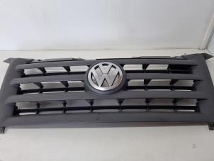 Used Grille Volkswagen Crafter 2.5 TDI 30/32/35/46/50 Price € 75,00 Margin scheme offered by Het Viaduct