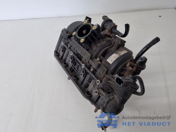 Używane Kolektor dolotowy Opel Corsa D 1.4 16V Twinport Cena € 70,00 Procedura marży oferowane przez Het Viaduct
