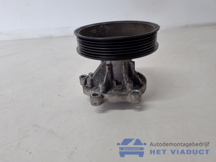 Begagnade Vattenpump Volkswagen Polo V (6R) 1.2 12V BlueMotion Technology Pris € 30,00 Marginaltabell erbjuds av Het Viaduct