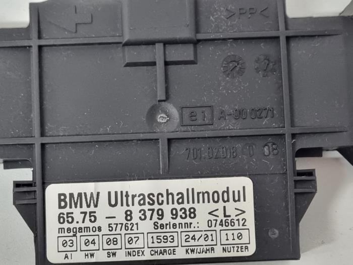 Sensor de alarma de un BMW 3 serie (E46/4) 325i 24V 2001