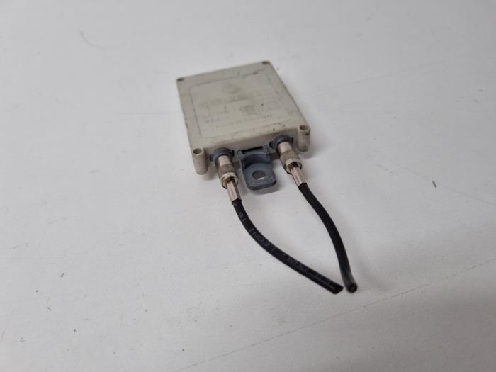 Module (miscellaneous) from a BMW 3 serie (E46/4) 325i 24V 2001