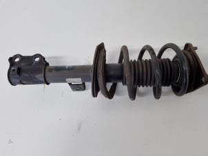Used Front shock absorber, right Hyundai i30 (GDHB5) 1.4 16V Price € 85,00 Margin scheme offered by Het Viaduct