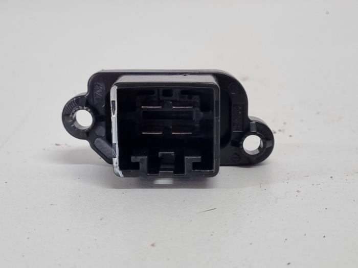 Heater resistor plug from a Seat Mii 1.0 12V 2015