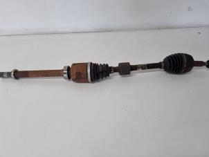 Used Front drive shaft, right Dacia Duster (HS) 1.6 16V LPG Price € 125,00 Margin scheme offered by Het Viaduct