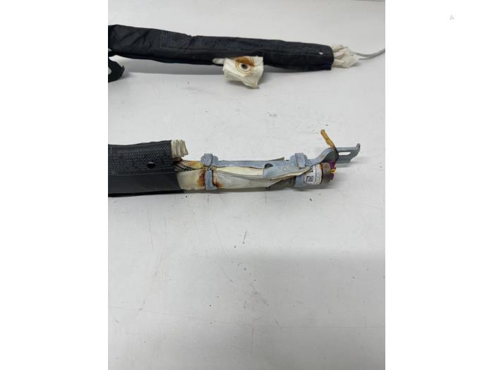 Roof curtain airbag from a Fiat 500 (312) 0.9 TwinAir 80 2015