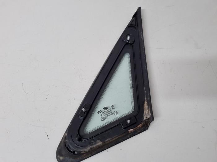 Rear quarter light, left from a Hyundai i30 (GDHB5) 1.4 16V 2014
