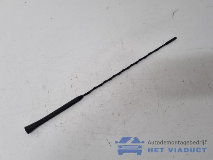 Używane Antena Volkswagen Fox (5Z) 1.2 Cena € 20,00 Procedura marży oferowane przez Het Viaduct