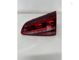 Used Tailgate reflector, right Volkswagen Golf VII (AUA) 1.4 GTE 16V Price € 75,00 Margin scheme offered by Het Viaduct