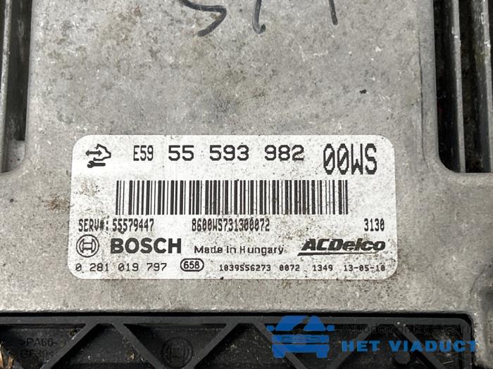 Engine management computer from a Opel Corsa D 1.3 CDTi 16V ecoFLEX 2013