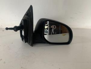 Used Wing mirror, right Hyundai i20 1.2i 16V Price € 60,00 Margin scheme offered by Het Viaduct