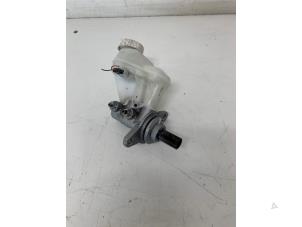 Used Master cylinder Mitsubishi Space Star (A0) 1.0 12V Price € 50,00 Margin scheme offered by Het Viaduct