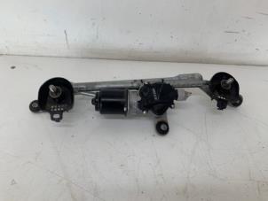 Used Wiper motor + mechanism Mitsubishi Space Star (A0) 1.0 12V Price € 50,00 Margin scheme offered by Het Viaduct