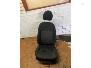 Used Seat, right Mitsubishi Space Star (A0) 1.0 12V Price € 100,00 Margin scheme offered by Het Viaduct