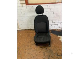 Used Seat, left Mitsubishi Space Star (A0) 1.0 12V Price € 100,00 Margin scheme offered by Het Viaduct